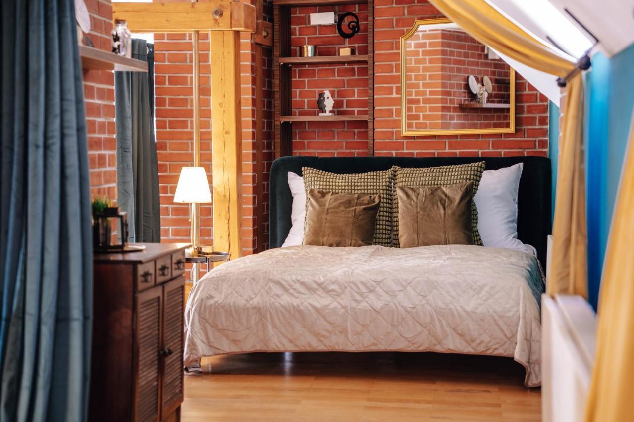 Castle King's Chic Daire